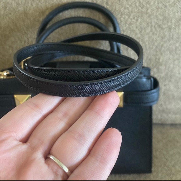 NWT Michael Kors East West Karla Satchel - Picture 6 of 12